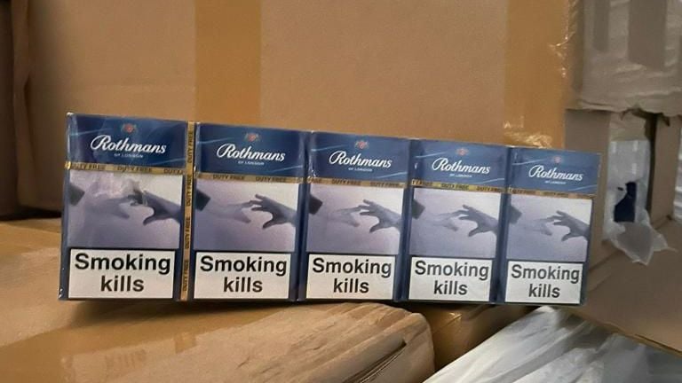 Sigaretten die gevonden zijn (foto: FIOD).