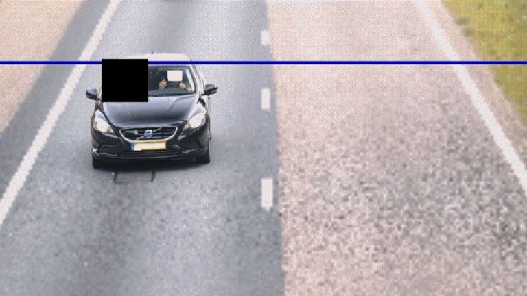 De monocam snapt een appende automobilist (foto: politie).