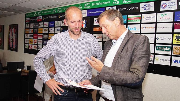 Mark van de Burgt en Paul Rüpp in de bestuurskamer van UDI'19 (Foto: Mark van de Burgt) 