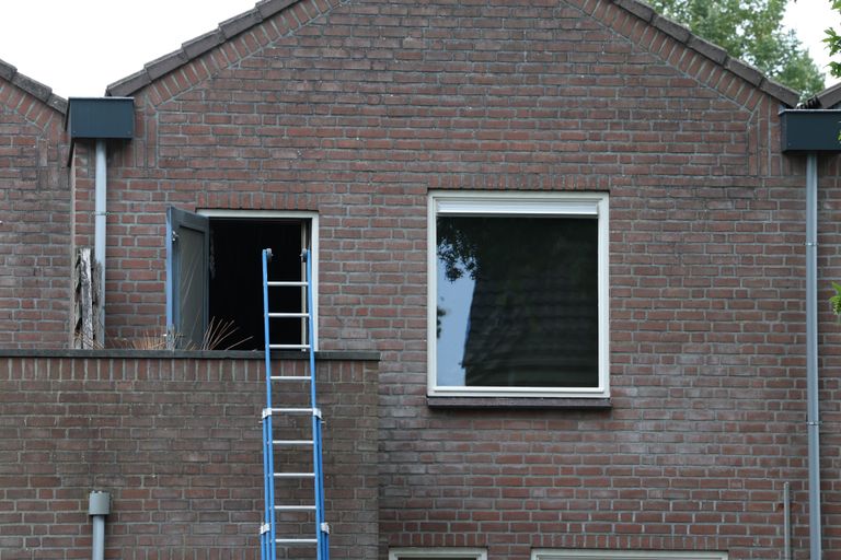 Het huis waar de dode is gevonden (foto: Sander van Gils / SQ Vision).