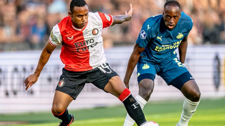 Jordan Teze maakte een geconcentreerde en gedreven indruk in De Kuip (foto: Marcel van Dorst/Eye4Images).