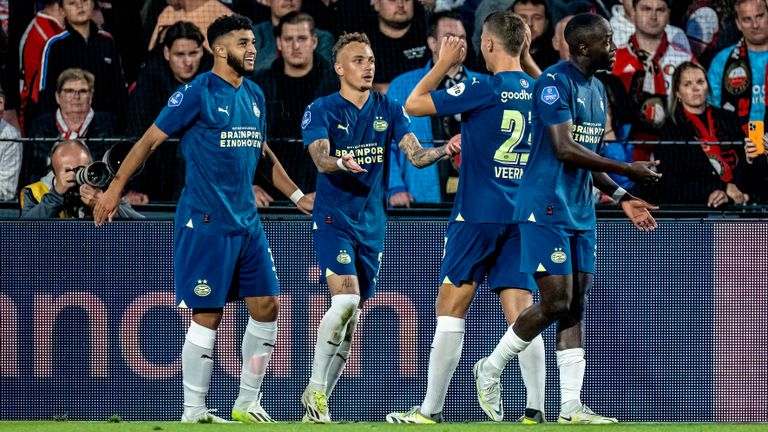 Korte tijd na de afgekeurde goal van Isaac Babadi opende Noa Lang de score voor PSV (foto: Marcel van Dorst/Eye4Images).