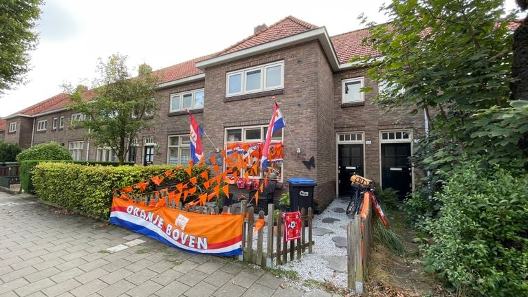 Het huis van Frank in Eindhoven springt eruit (foto: Raymond Merkx).