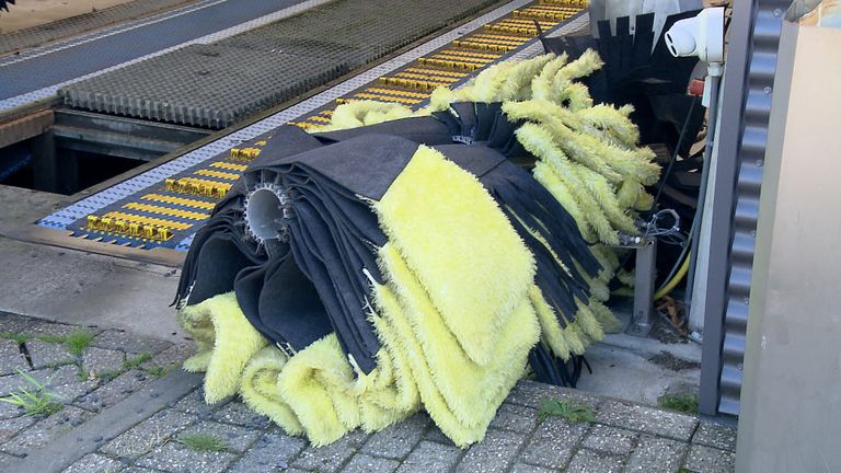 Deze borstel staat niet meer overeind (foto: Omroep Brabant). 