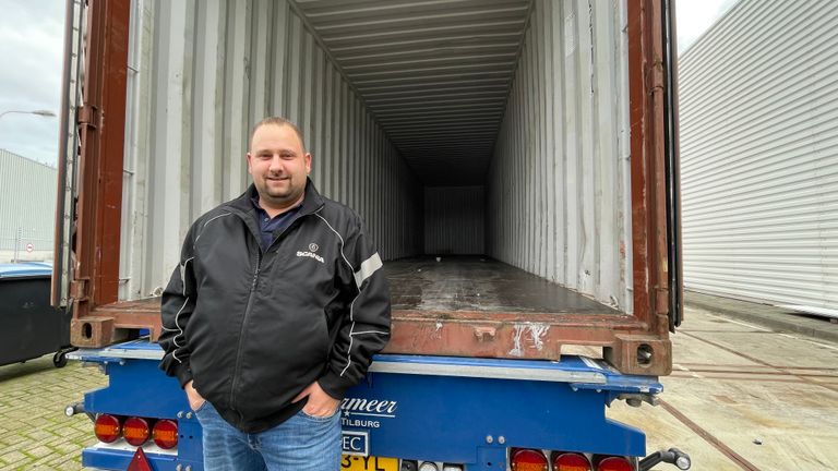 Het transportbedrijf van Martijn Vermeer ontdekte het stinkdier (foto: Raymond Merkx).