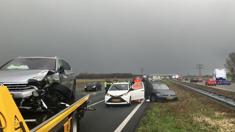 Ravage op de A58 (foto: Verkeerspolitie Oost-Brabant)