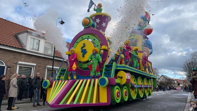 De winnaar van de optocht: Carnaval nog een keertje op stoom in Someren-Eind