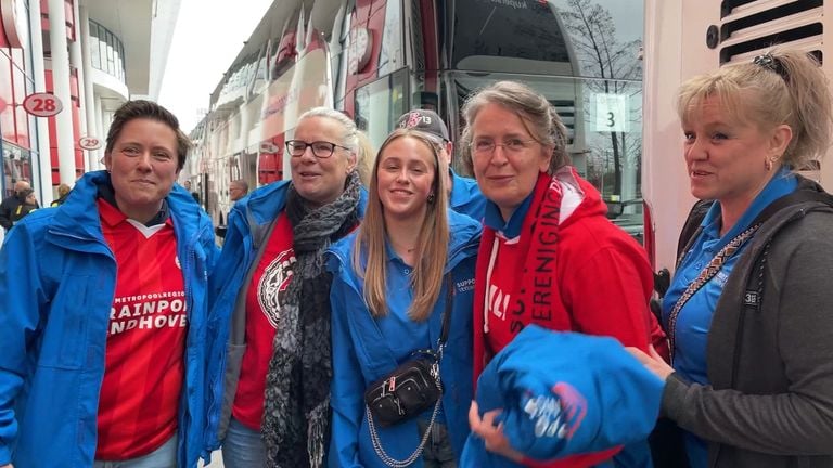 De dames van de supportersvereniging hebben er zin in (foto: Omroep Brabant.).