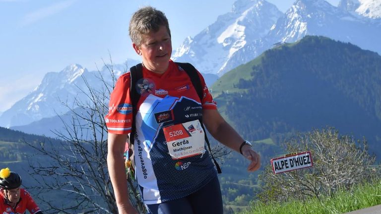 Gerda wandelde al eerder trots de berg op (eigen foto).