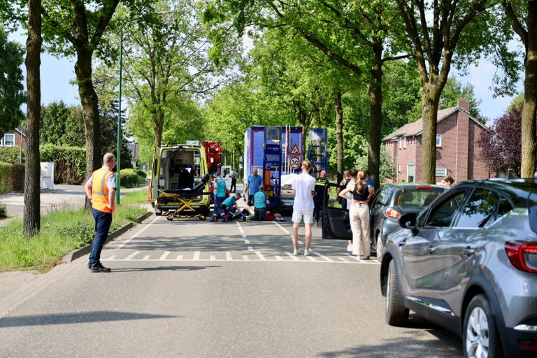 De fietser kreeg eerste hulp (foto: SK-Media).