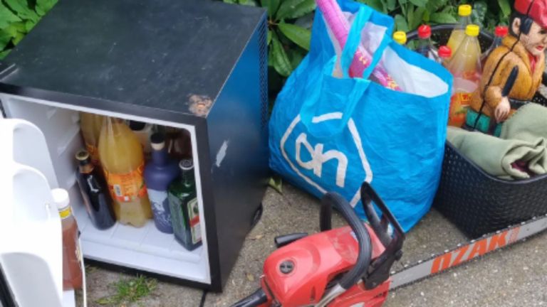 De spullen die de man had gestolen (foto: politie Someren).