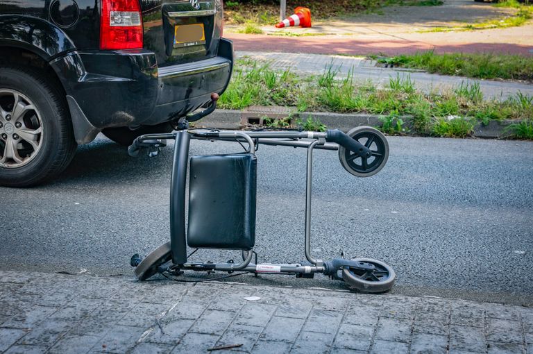 De rollator van de vrouw (foto: SQ Vision).