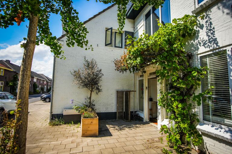 Het getroffen huis (foto: SQ Vision).