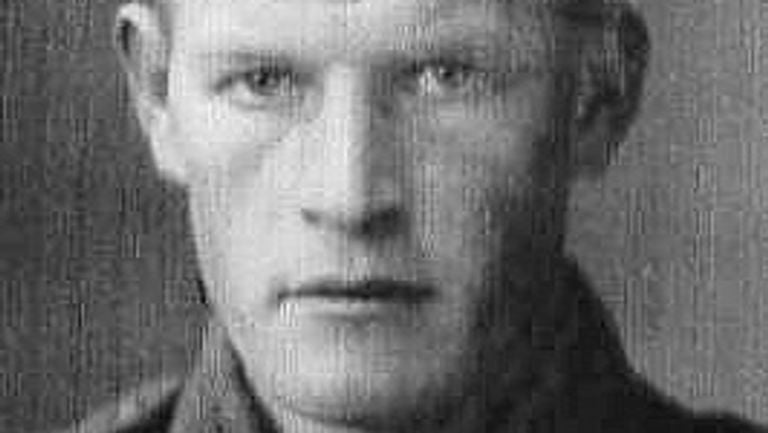 Pieter Kamp, 24 jaar toen hij stierf (foto: Oorlogsgravenstichting).