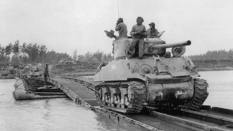 Amerikanen van 'the Lucky 7th' ergens in Europa in 1944 (foto: archief)