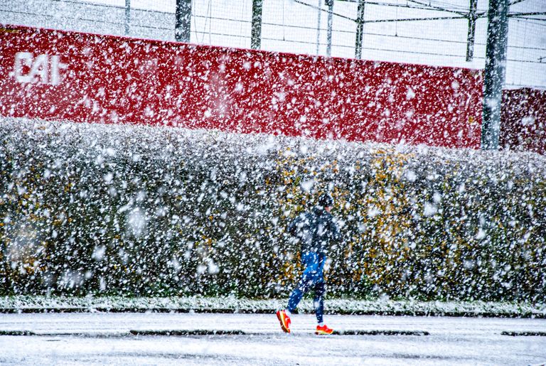 Ook in Tilburg sneeuwt het (foto: Ailsa Rainer).