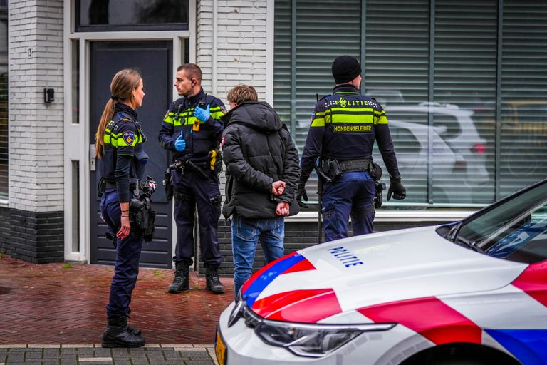 Een van de twee mannen die is aangehouden (foto: SQ Vision).