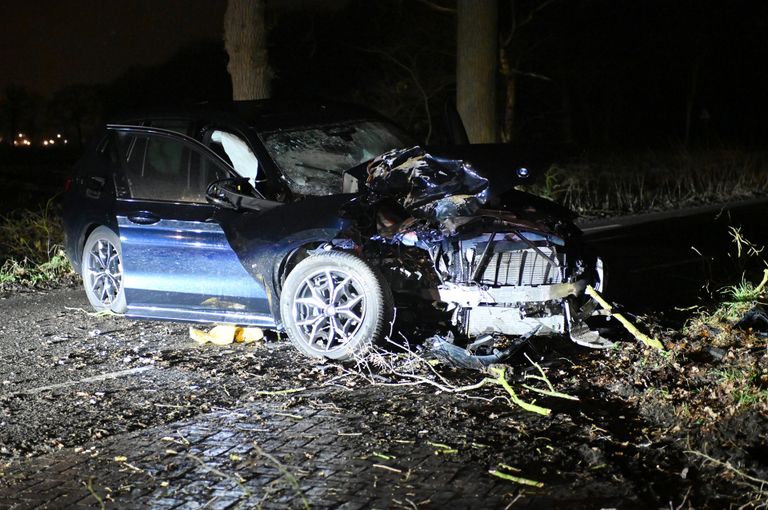 De weg was even afgesloten voor verkeer (foto: SQ Vision/Perry Roovers).