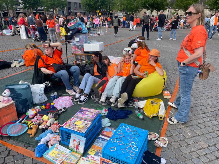 Op de vrijmarkt in Den Bosch (foto: Hans Janssen).