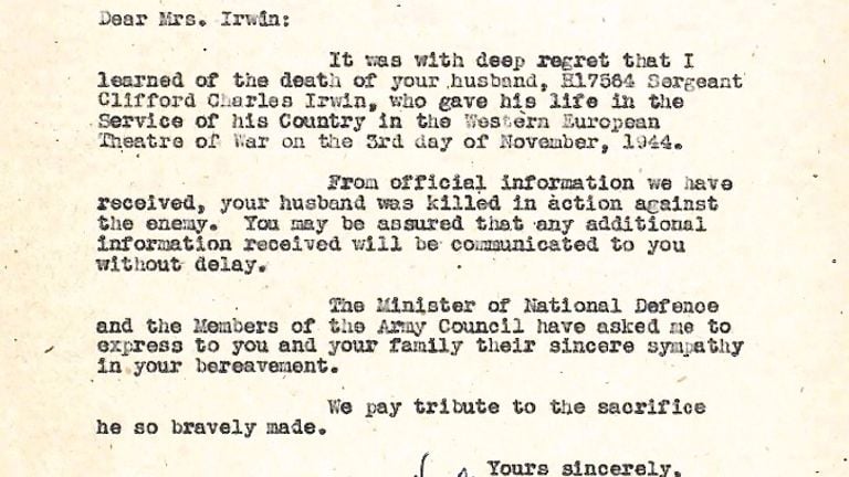 De brief aan de weduwe van Clifford Irwin (bron: regering van Canada/Veteranenzaken) .