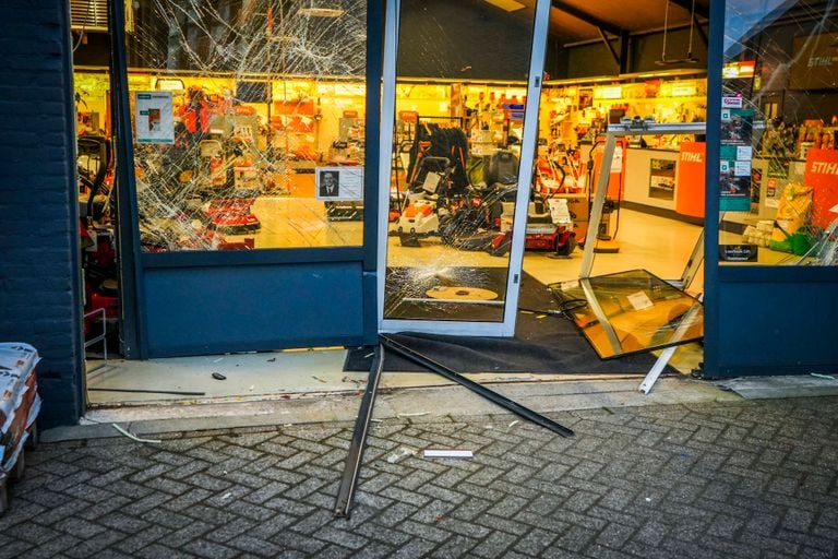 De schade is groot (foto: Persbureau Heitink).