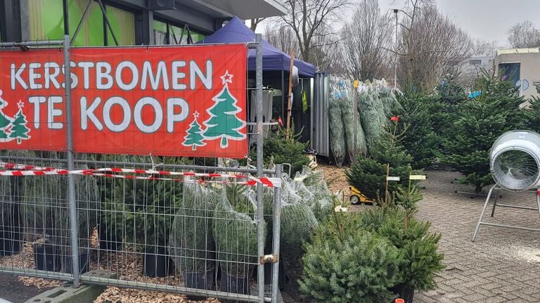 Martin verkocht jarenlang kerstbomen vanaf deze parkeerplaats (foto: privé).