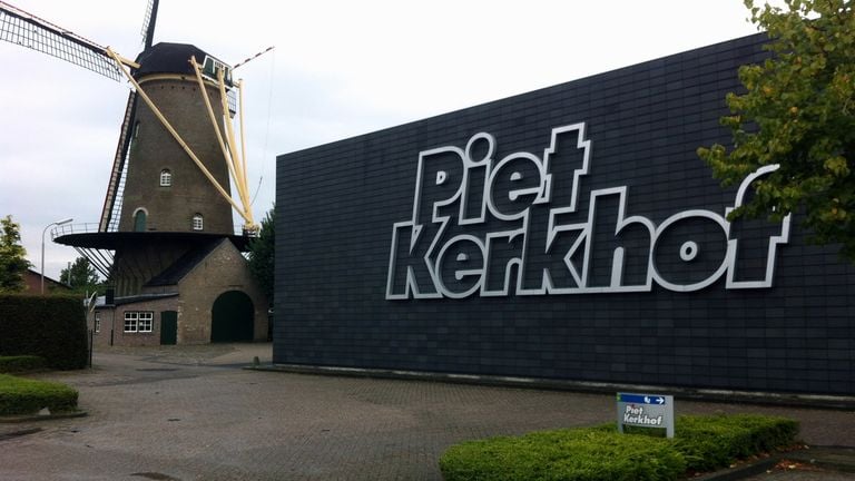 De hoofdvestiging van Piet Kerkhof in Dongen.