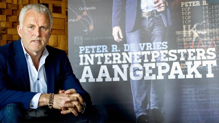 Peter R. hielp slachtoffers van internetpesters in een programma op RTL5.