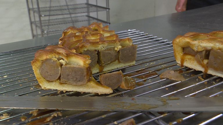 Krijg je hier trek van? Brabantse frikadellenvlaai