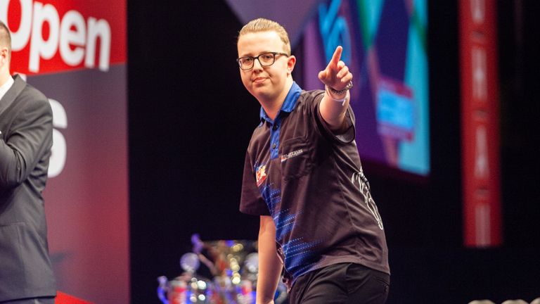 Darter Daan Bastiaansen tijdens de Dutch Open (foto: OrangePictures). 