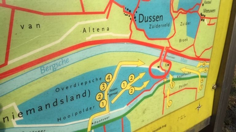 Informatiebord bij Kapelsche Veer (foto's: Willem-Jan Joachems)