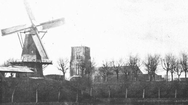 Vooroorlogse 'skyline' van Woudrichem (foto: Streekarchief Land van Heusden en Altena) 