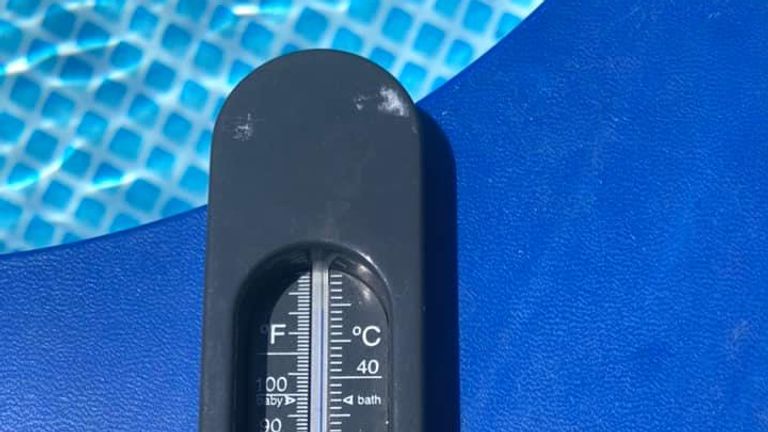 Evelien Mensick - Oirschot - 49 graden (zwembad)
