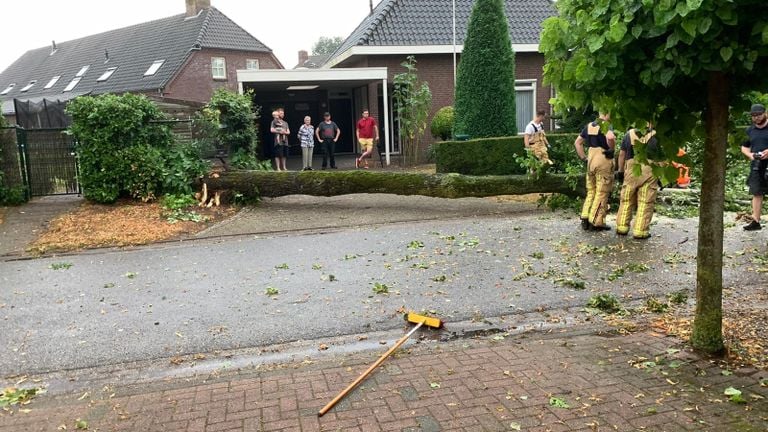 De Eeuwelsestraat in Nederwetten. (Foto: Erwin Infigo)