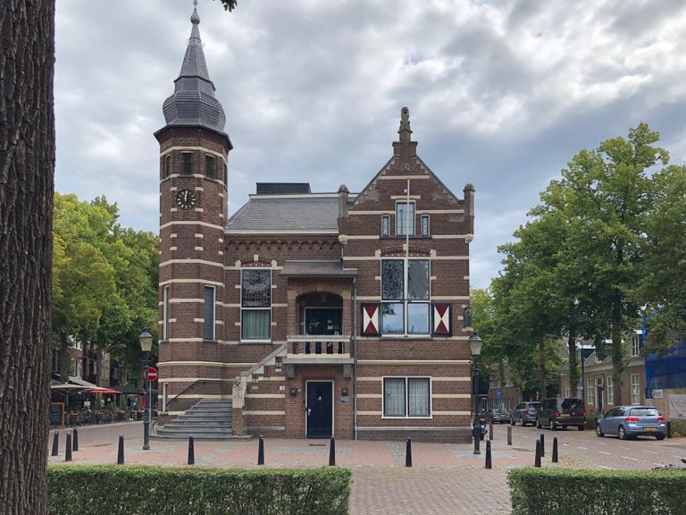 Het gemeentehuis van Oisterwijk.