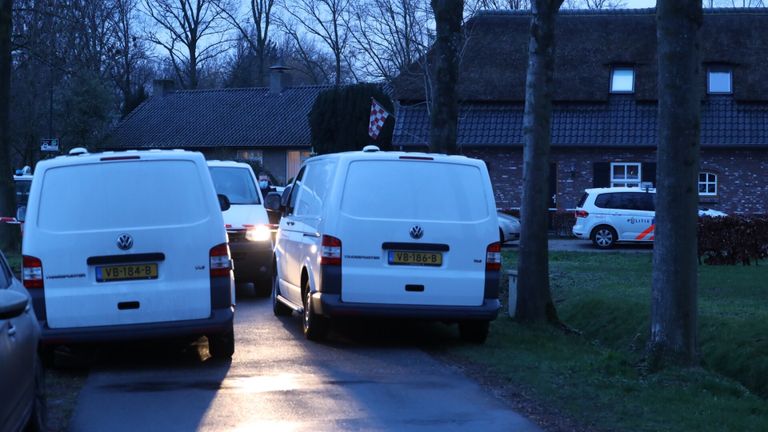 De forensische opsporing doet onderzoek (foto: SQ Vision).