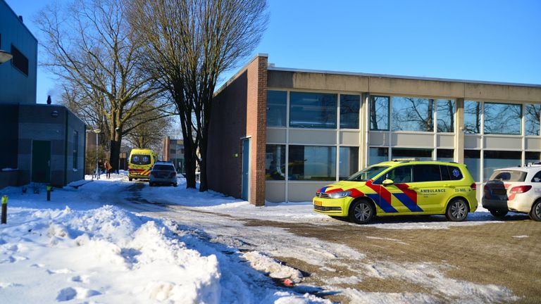 De steekpartij vond buiten plaats  (foto: SQ Vision)