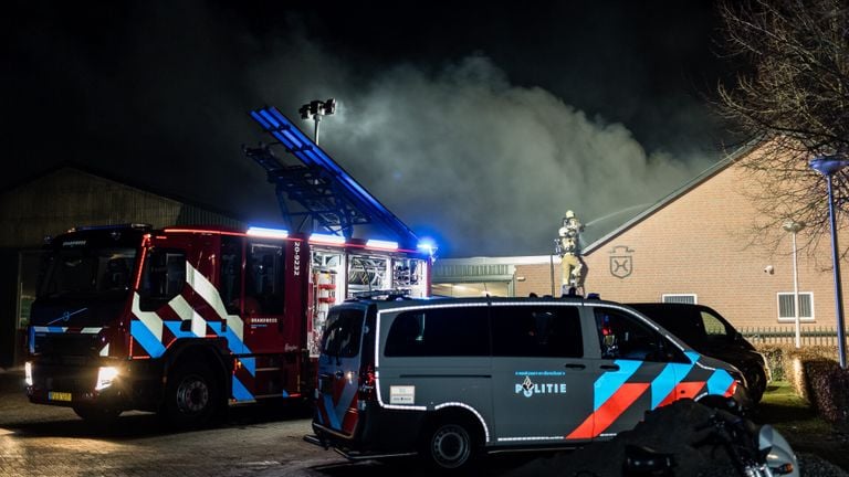 De paarden konden op tijd in veiligheid worden gebracht (foto: SQ Vision).