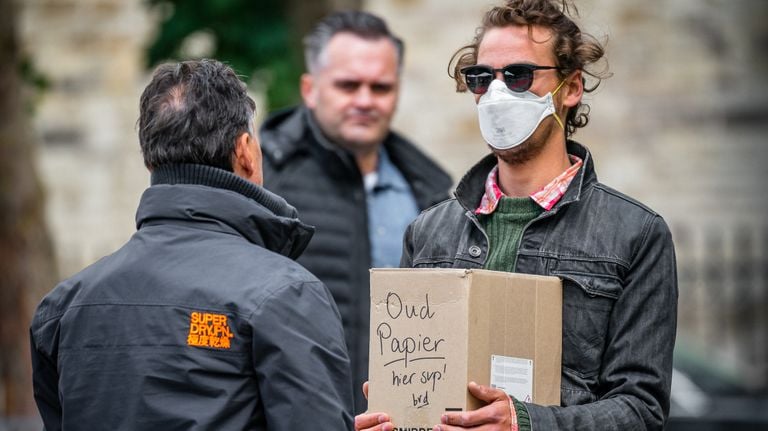 Demonstrant Jasper van den Elshout voerde actie. (foto: ANP/Rob Engelaar).