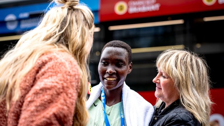 Bij de vrouwen was de uit Kenia afkomstige Flomena Chepkiach de snelste in 2.25.41 (foto: Marcel van Dorst, Eye4images).
