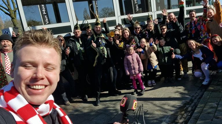 Tom keek in de iets te felle zon, maar dat mocht de pret niet drukken (foto: Tom Berkers).