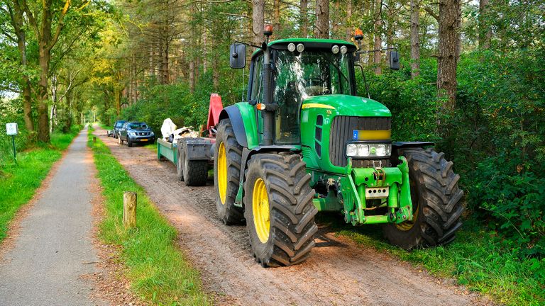 De kwekerij werd gevonden in het buitengebied van Netersel (foto: SQ Vision/Rico Vogels).