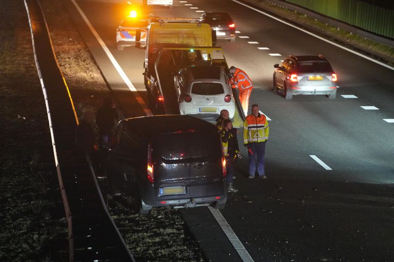 De kop-staartbotsing vond plaats op de A2 bij Maarheeze (foto: WdG/SQ Vision).