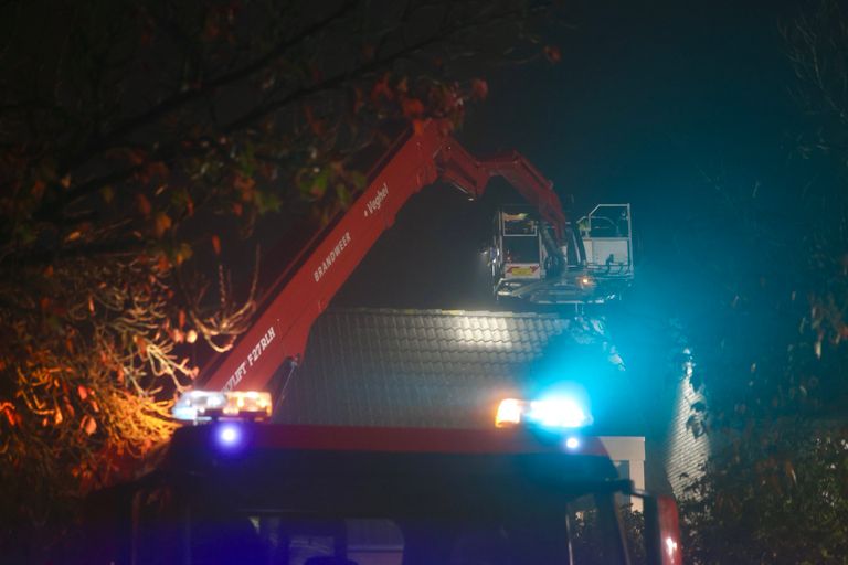 Er moest een hoogwerker aan te pas komen (foto: Sander van Gils/SQ Vision).