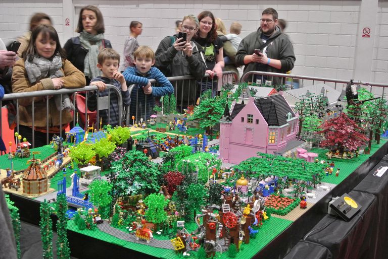 Het Land van Ooit gemaakt van Lego. (foto: Paul Toxopeus).