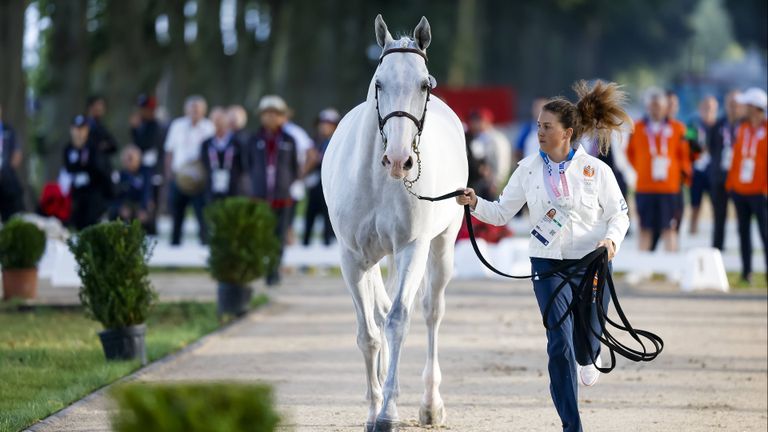 Kim Emmen samen met paard Imagine voordat ze hun foutloze rit reden