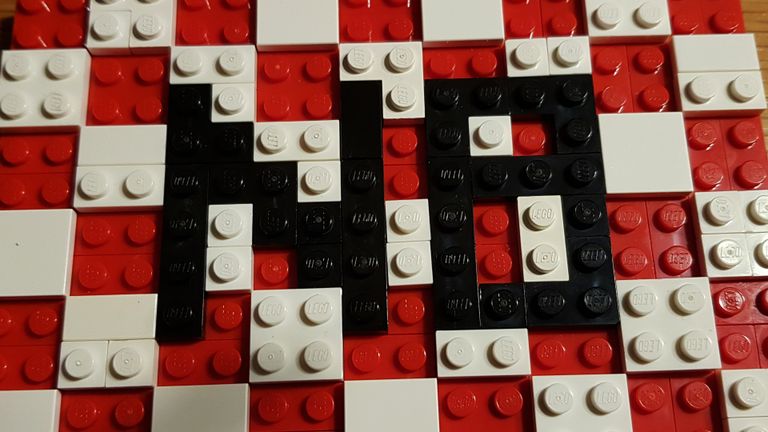 In een overzicht met Brabantse LEGO-creaties mag de Brabantse vlag, gemaakt door Simone van Dongen, natuurlijk niet ontbreken.