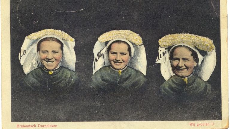 De ingekleurde fotokaart uit 1902 met in het midden Mariska's lookalike (foto: BHIC).