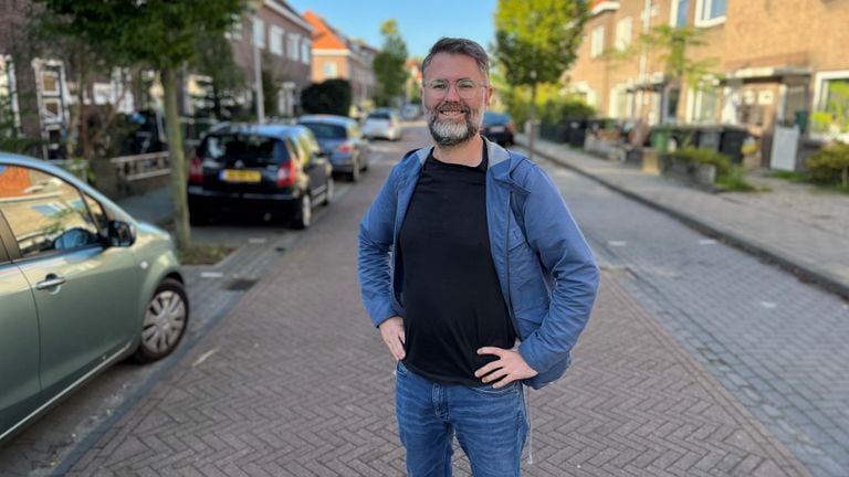 Niels Guns schreef het boek 'In de Pioenroosstraat' (foto: Rogier van Son).