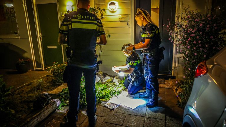 De politie hoopt dat getuigen van wat er gebeurd is in Eindhoven zich willen melden (foto: Sem van Rijssel/SQ Vision).